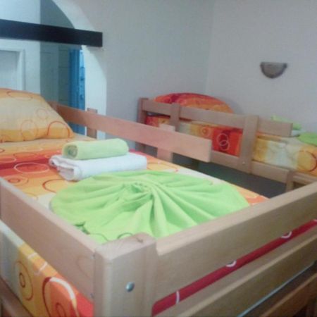 נובי סאד Hostel Corner 021 מראה חיצוני תמונה