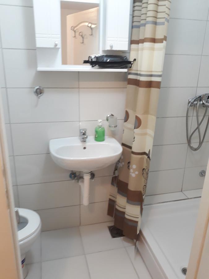 נובי סאד Hostel Corner 021 מראה חיצוני תמונה