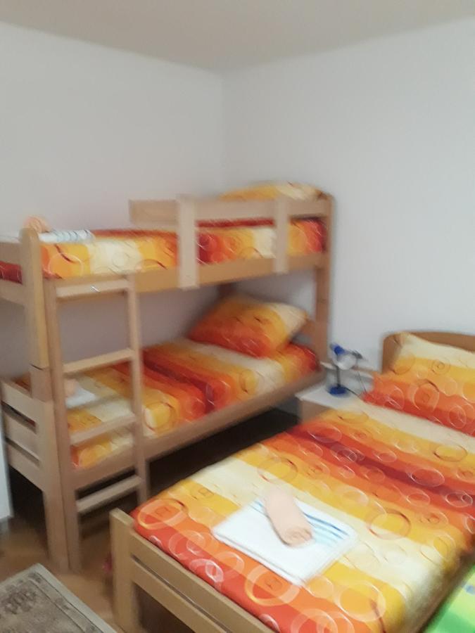 נובי סאד Hostel Corner 021 מראה חיצוני תמונה