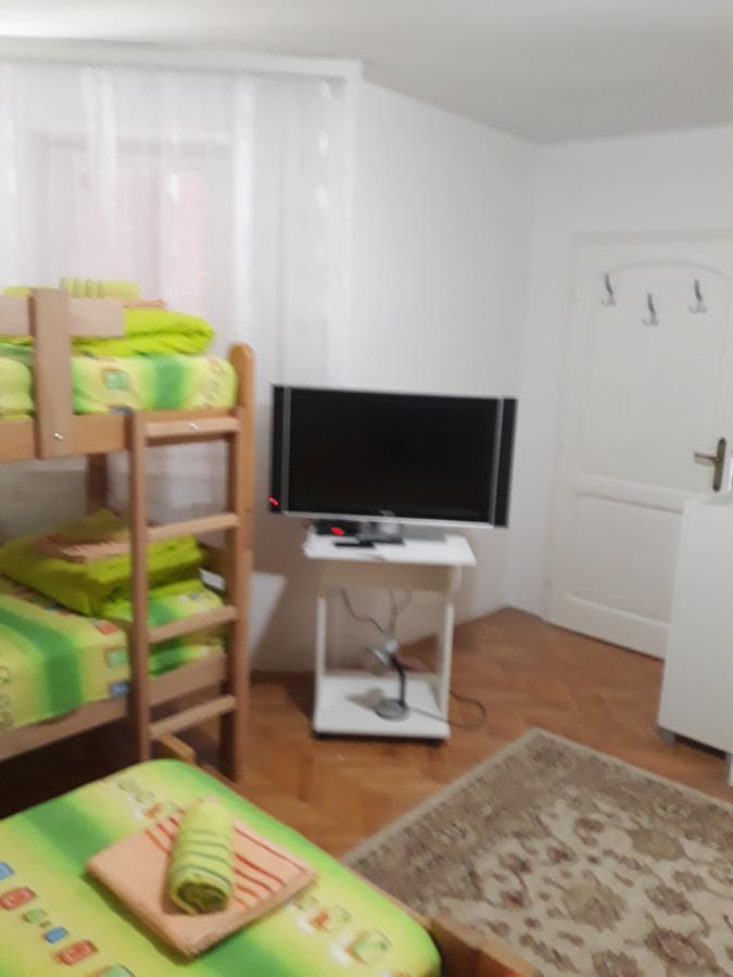 נובי סאד Hostel Corner 021 מראה חיצוני תמונה