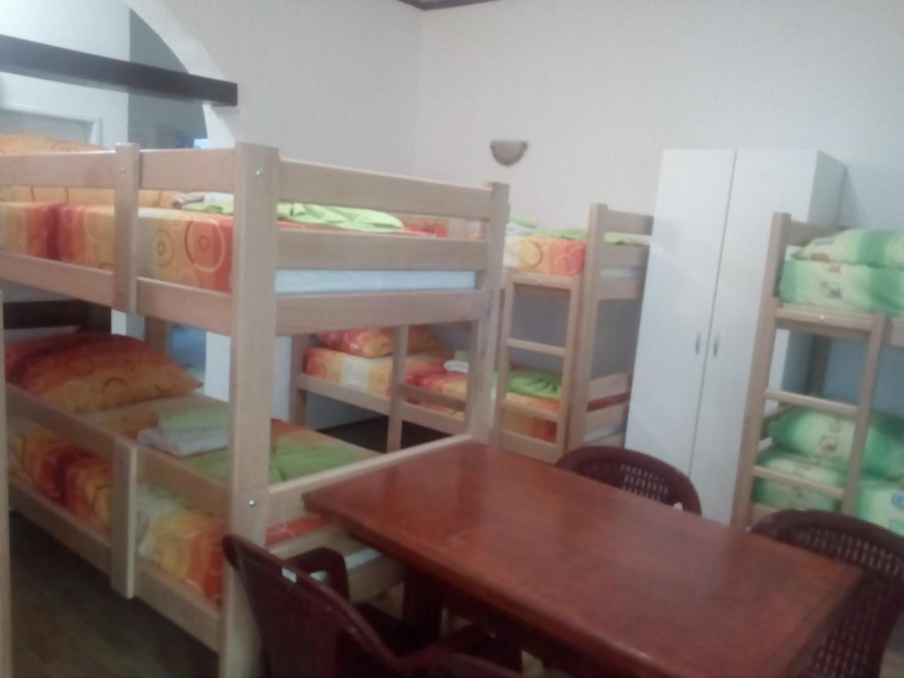 נובי סאד Hostel Corner 021 מראה חיצוני תמונה