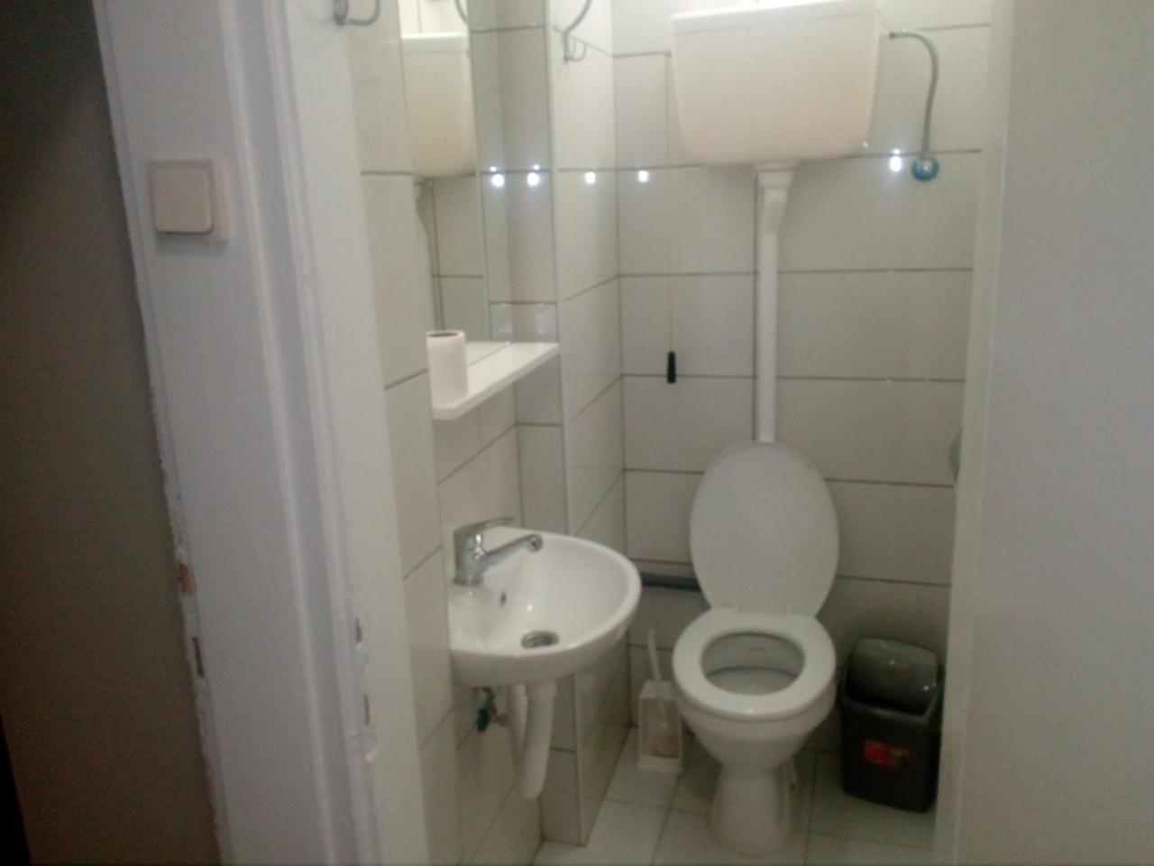 נובי סאד Hostel Corner 021 מראה חיצוני תמונה