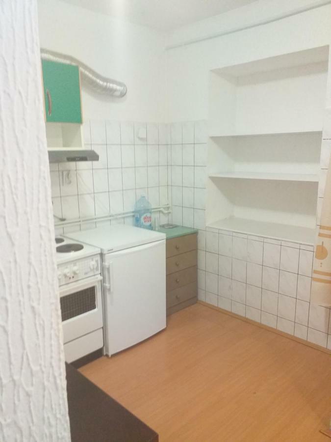נובי סאד Hostel Corner 021 מראה חיצוני תמונה
